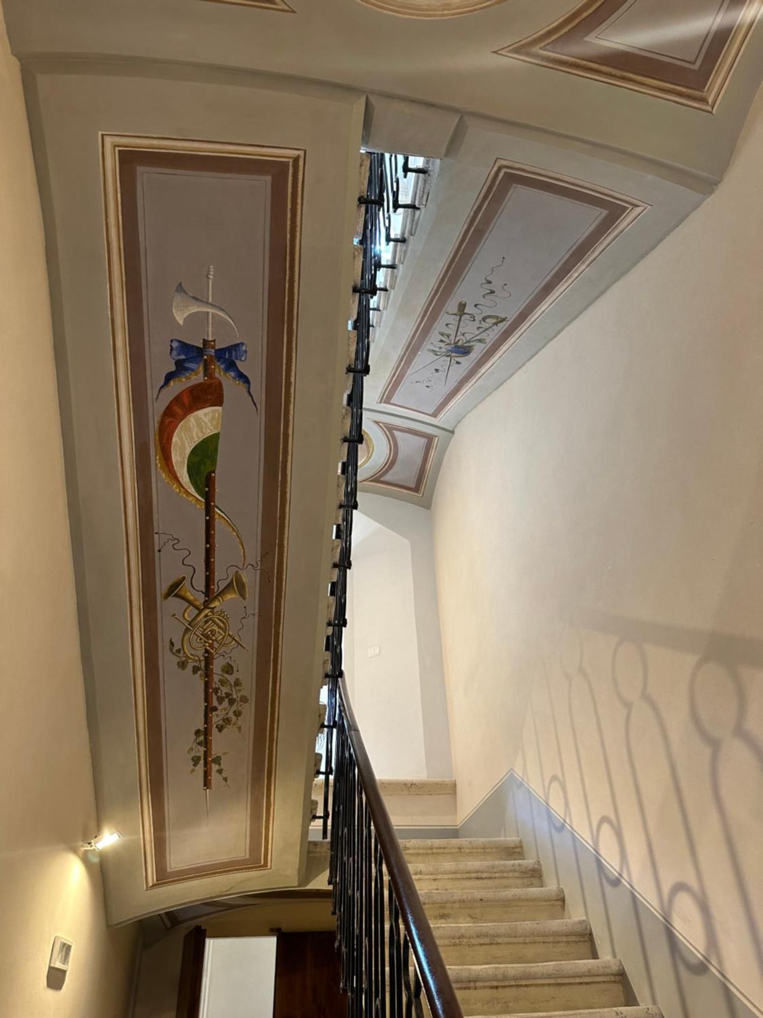 Casa Colonna - Suite Della Torre L'Aquila Ngoại thất bức ảnh